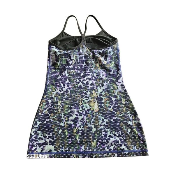 Lululemon womens Sz 4 green multicolor power Y yoga tank top - Picture 3 of 8